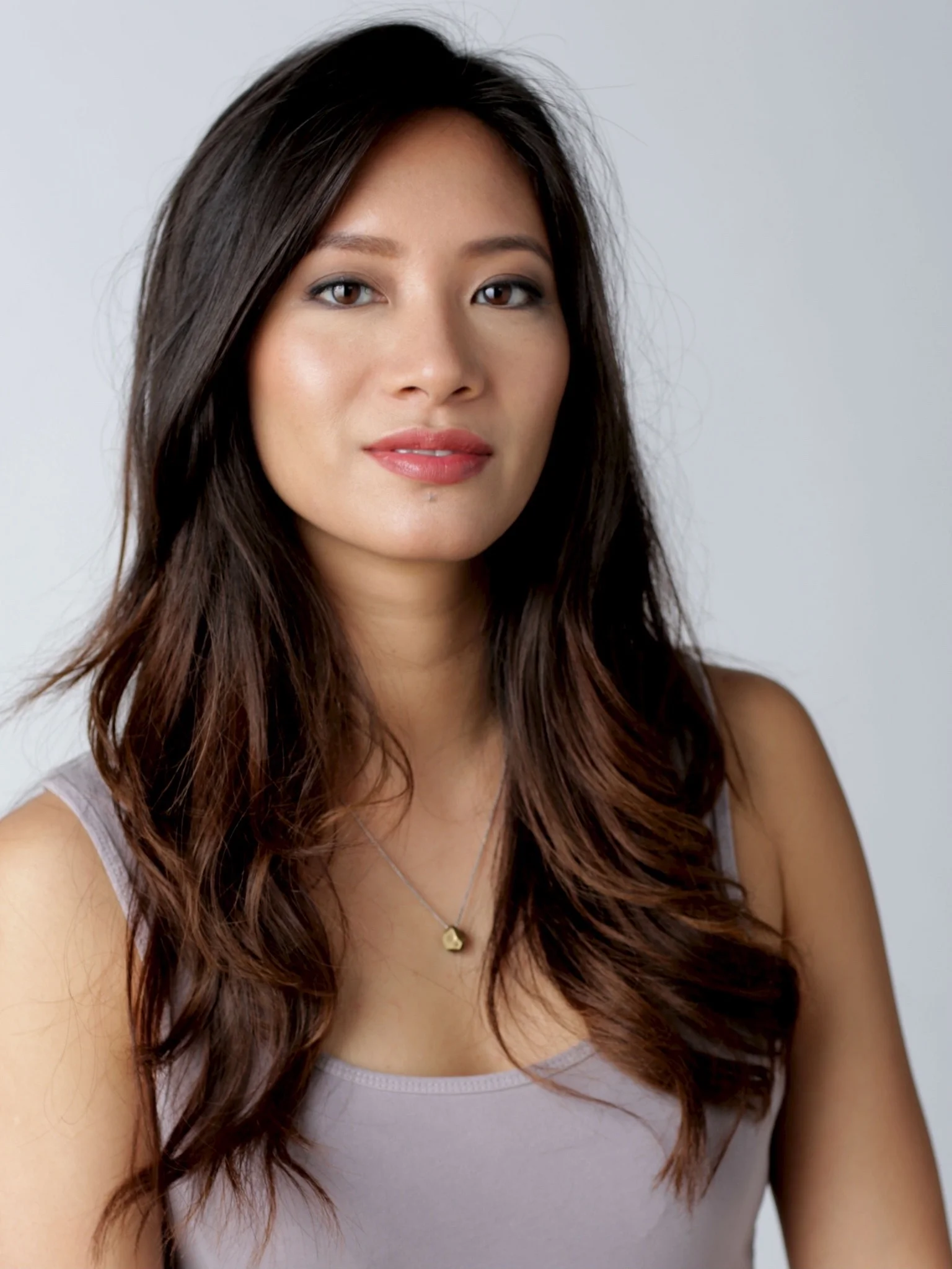 签约演员七海蒂娜形象照